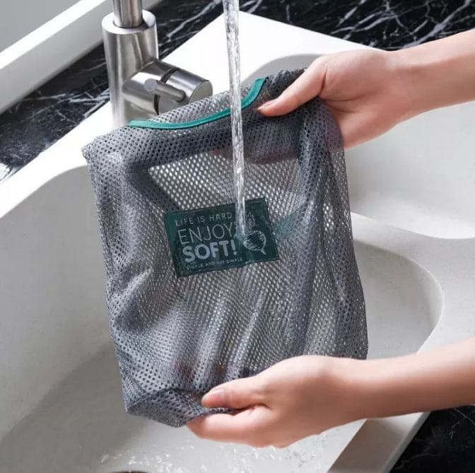 Household Wall Hanging Storage Net Bag, Washable Mesh Grocery Bags, Kitchen Onion Bag, Garlic Storage Basket, Multipurpose Breathable Fruit And Vegetable Bag Household Wall Hanging Storage Net Bag, Washable Mesh Grocery Bags, Kitchen Onion Bag, Garlic Storage Basket, Multipurpose Breathable Fruit And Vegetable Bag